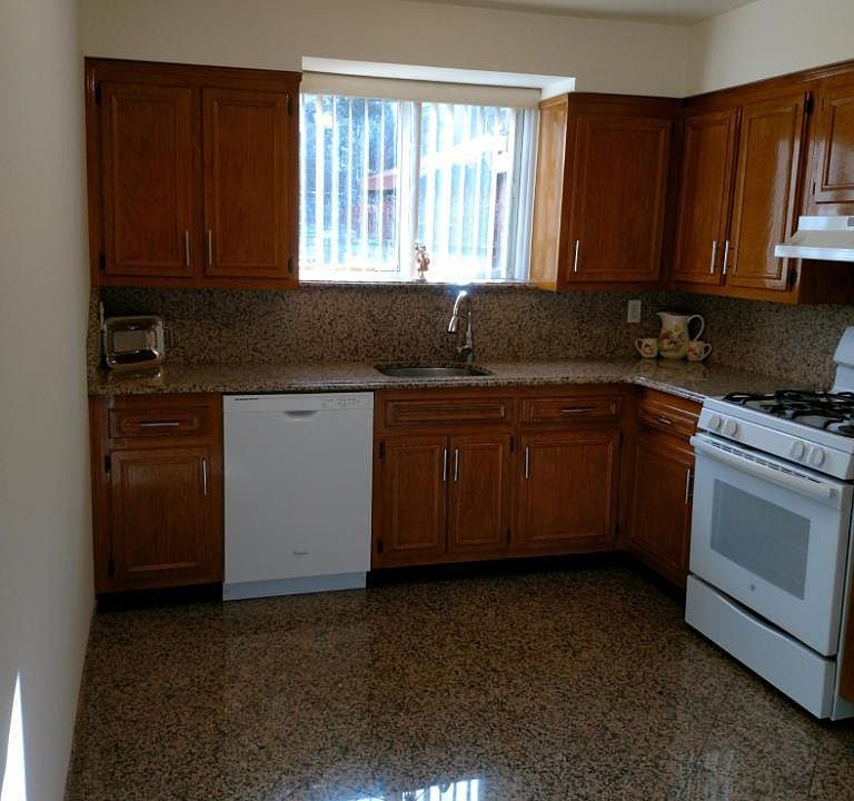 Angle of kitchen