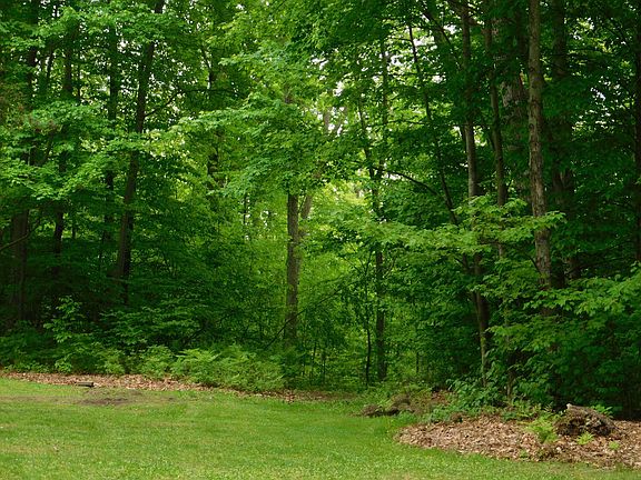 5th image of W4756 Oak Court Dr