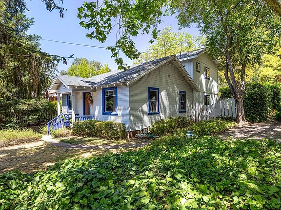 2nd image of 1132 Sir Francis Drake Boulevard