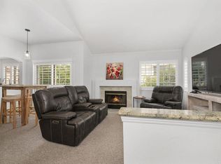 750 Breeze Hill Rd APT 114, Vista, CA 92081