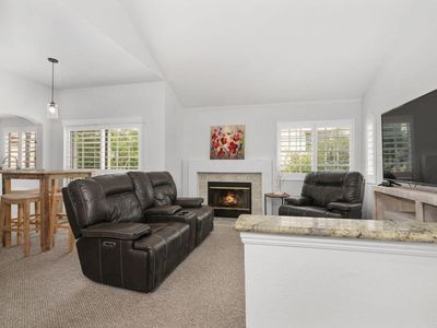 750 Breeze Hill Rd APT 114, Vista, CA, 92081