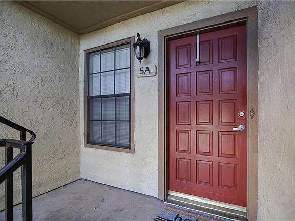 3rd image of 7640 W Greenway Blvd APT 5A