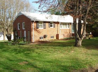 7259 Grant Dr, Mechanicsville, VA 23111