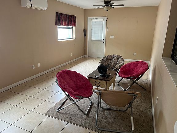 3rd image of 10308 Parkcrest Dr