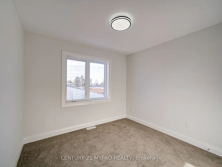 13 Lillys Ct — Photo 33