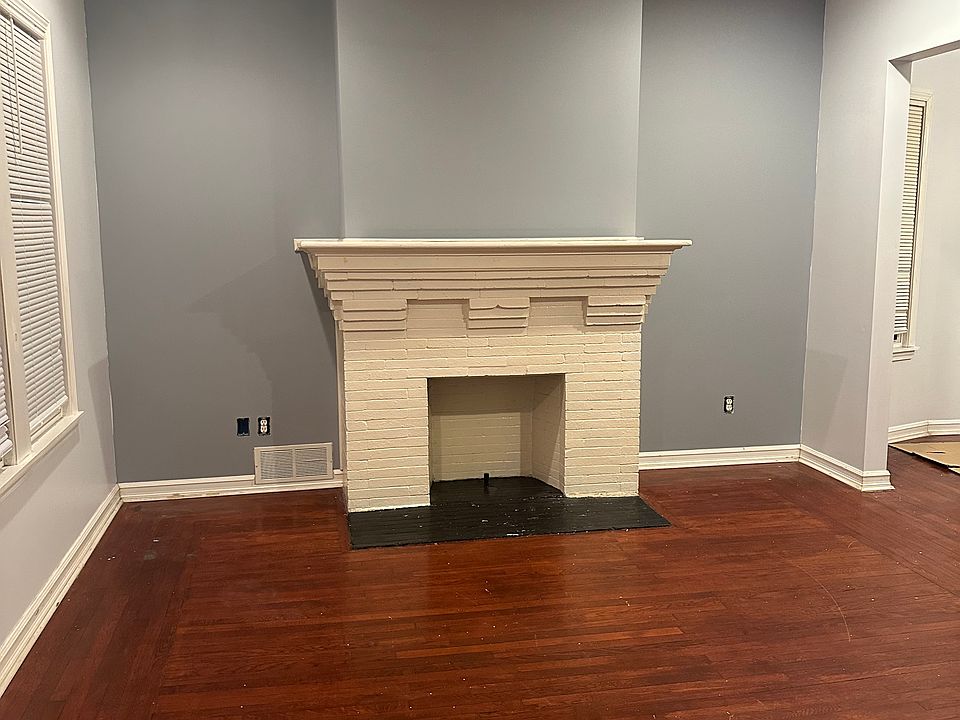 1st image of 68 Eastwood Pl #1