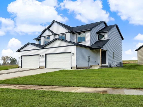 606 Cottonwood Ave, Woodward, IA 50276