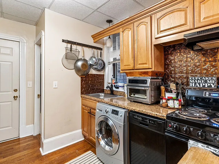 37 Joy St #6 — Photo 6