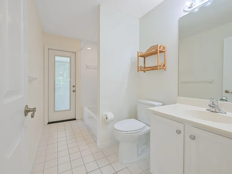 1147 Timber Trace Dr — Photo 23