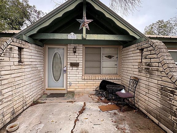 2nd image of 1301 Willis St