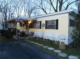 36 Country Club Rd N, Northampton, PA 18067
