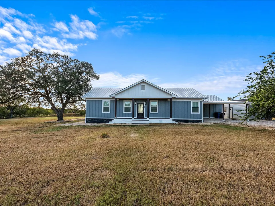 158 Goertz Dr