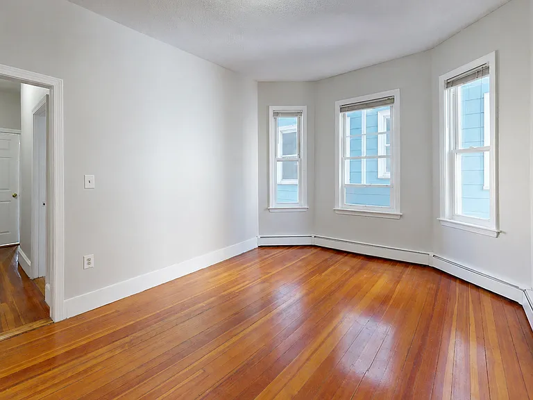 163 Hichborn St #4 — Photo 5