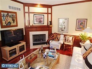 2nd image of 106 Strawbridge Ct