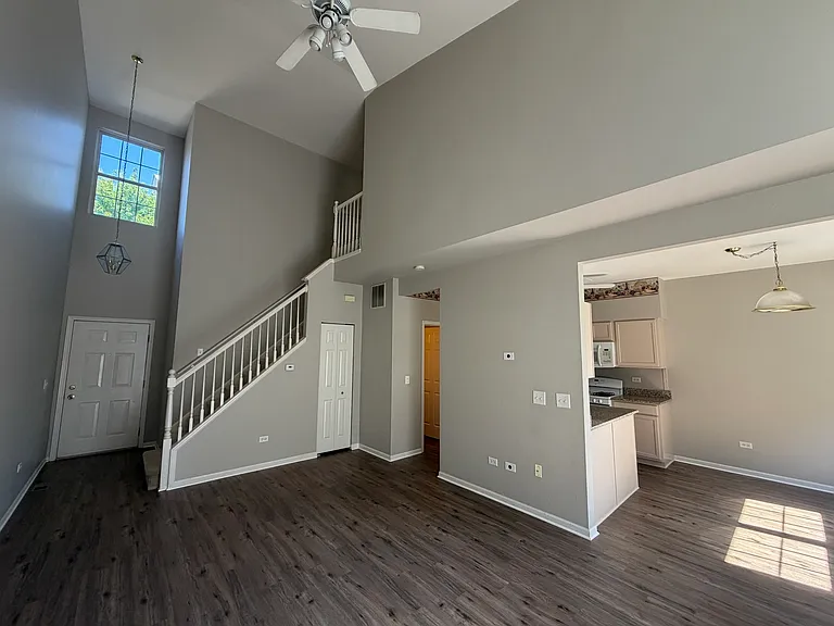 2503 Oak Tree Ln #0 — Photo 6