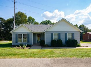 775 Sandy Beach Ln, Mc Daniels, KY 40152