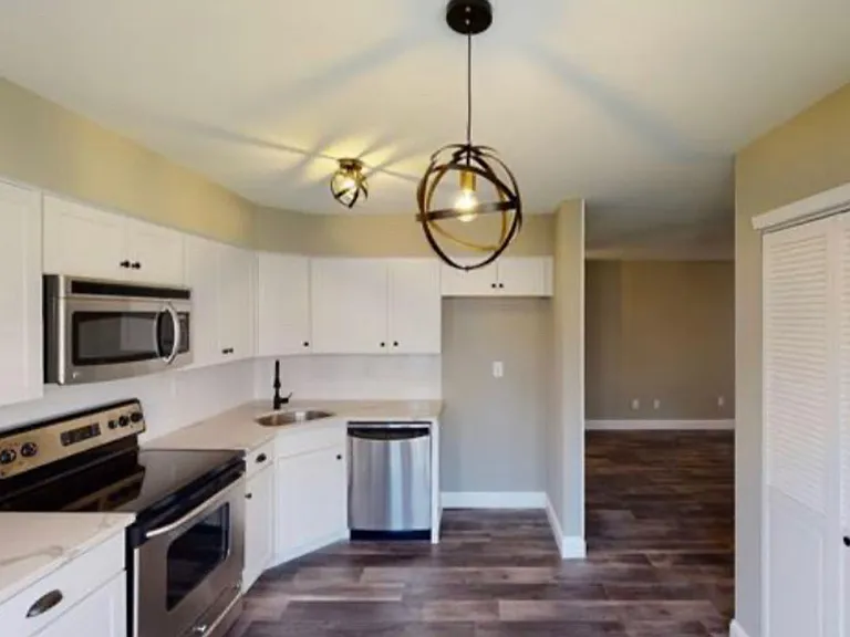 750 E Fishers Creek Rd — Photo 16