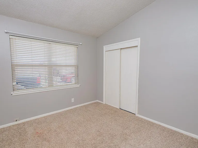 4602 Karla St — Photo 22