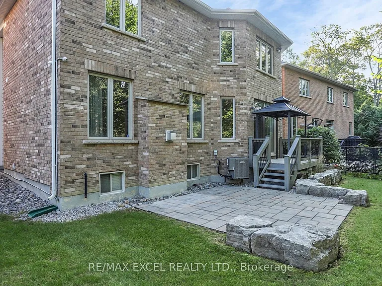 215 Coons Rd — Photo 48