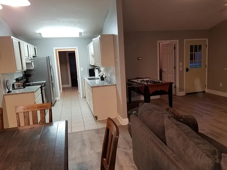283 Tyrone Rd — Photo 9