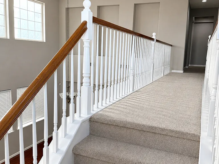 702 Samantha St — Photo 11