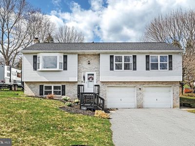 18 Circle Dr, Glen Rock, PA, 17327