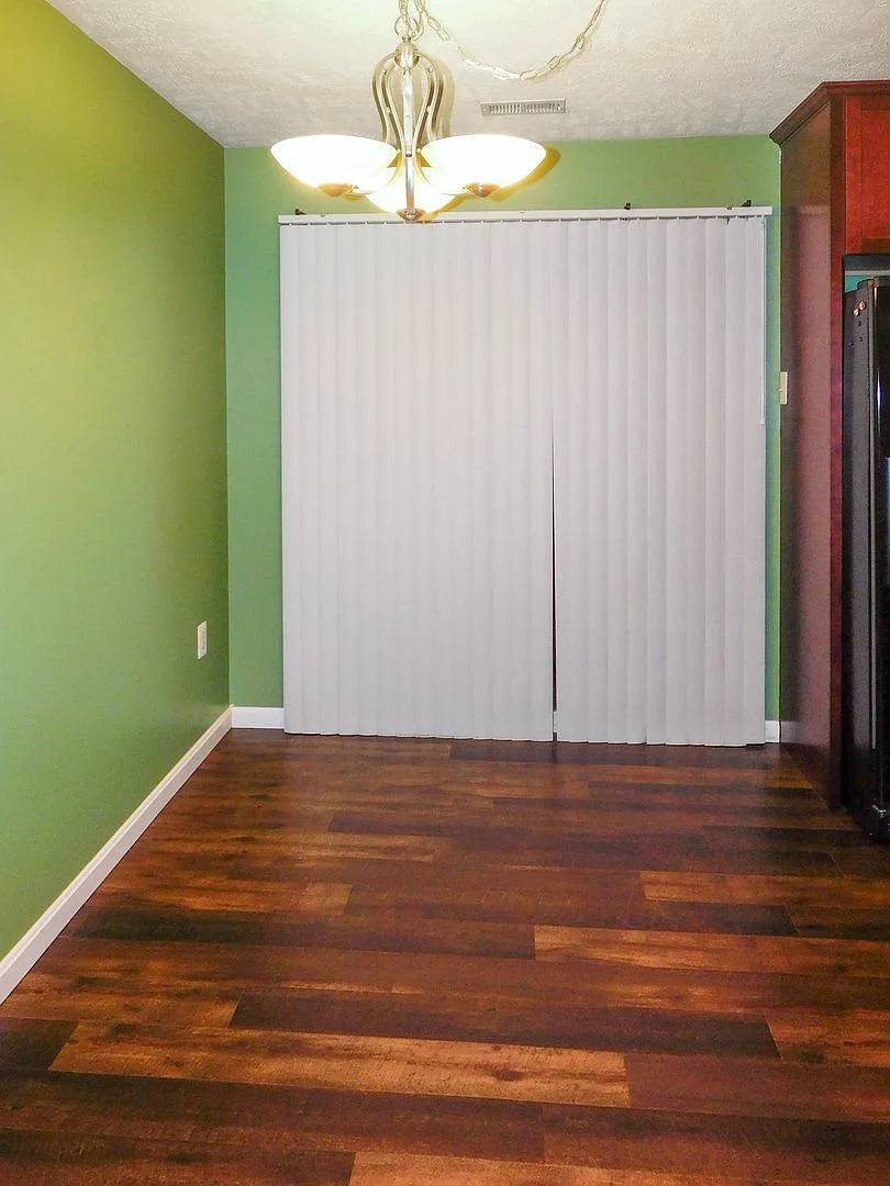 4 bed, 3.5 bath, 1560 sqft, $2,650 — Photo 3