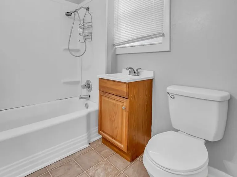 5704-5704A Maxon Ave #A — Photo 9
