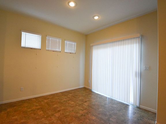2nd image of 925 Appaloosa Hills Ave