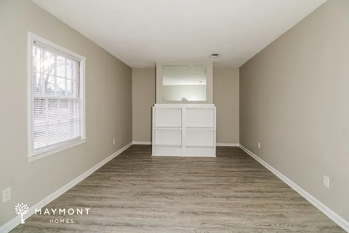 3 bed, 2.0 bath, 1094 sqft, $1,595 — Photo 4