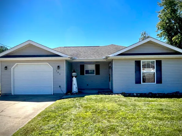 596 E High St, Marshall, MO 65340