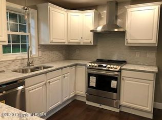 107 Yugette Ct, Dingmans Ferry, PA