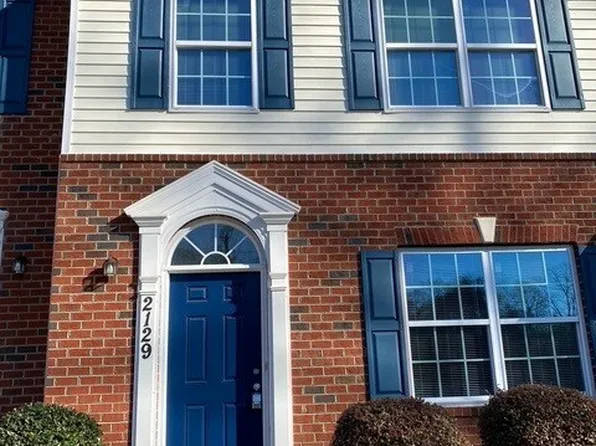 2129 Rocky Falls Ln, Gastonia, NC 28054