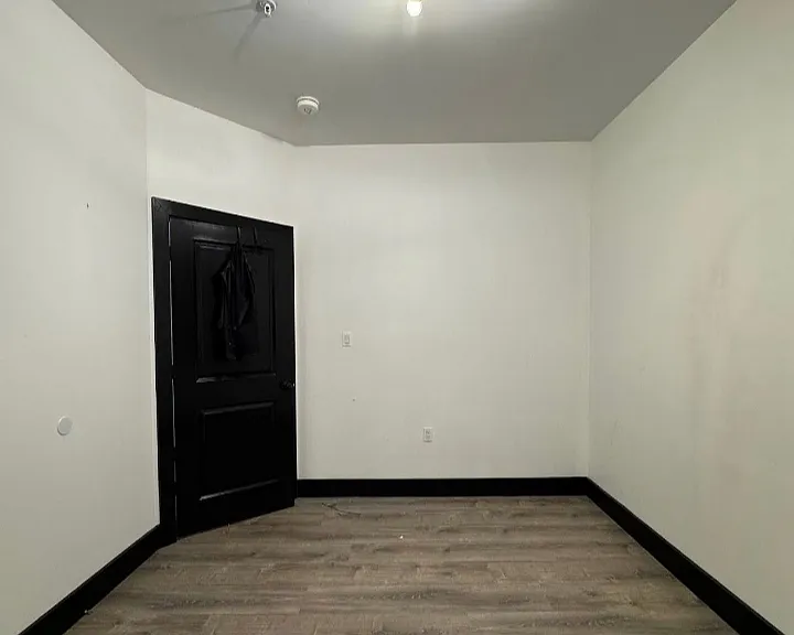 12 Thomas St #2L — Photo 3