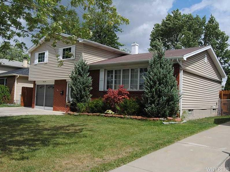 1st image of 29 Kingston Ln