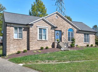 12403 Brierly Hill Pl, Louisville, KY 40299