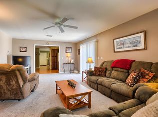 10 N Sheridan Rd, Newmanstown, PA 17073