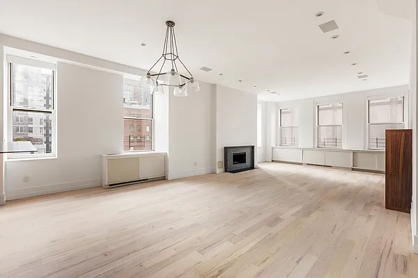 Sold by Compass | media 1