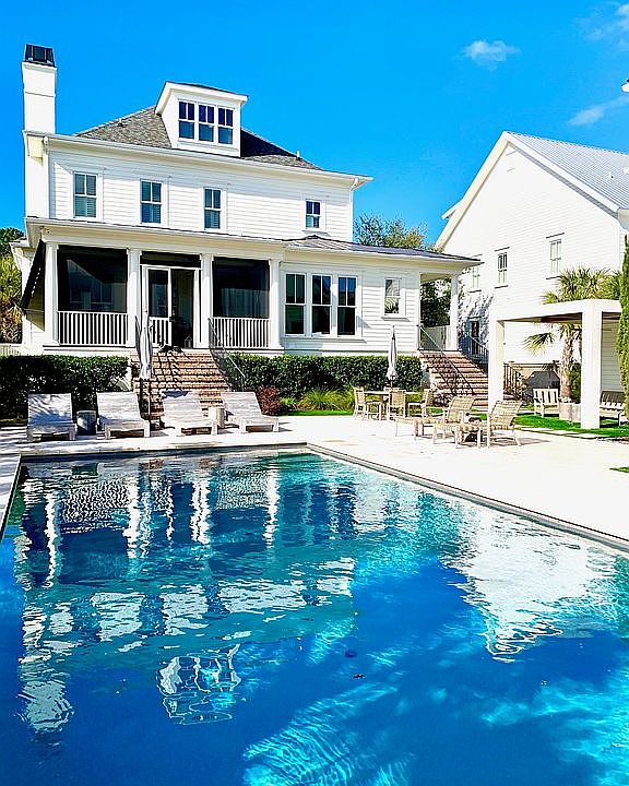 1st image of 108 Island Park Dr
