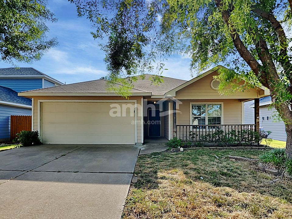 1st image of 1573 Sandhurst Dr