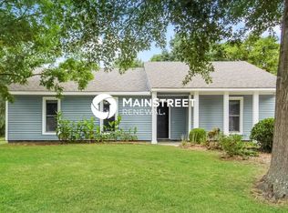 11027 Copper Field Dr, Pineville, NC 28134