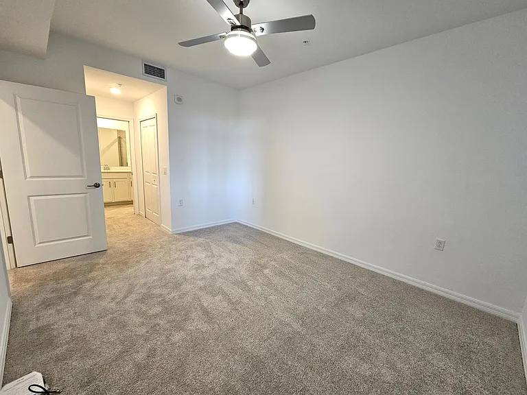 5715 Double Eagle Circle Ave #4426 — Photo 4