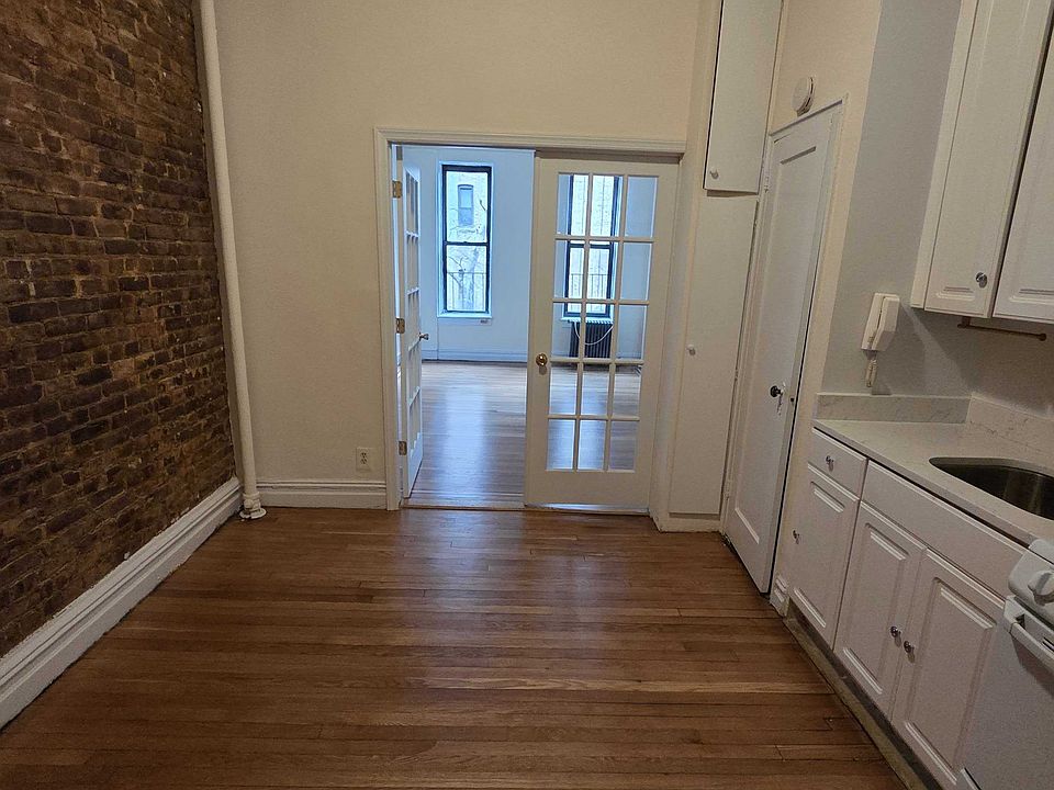 1st image of 302 E 89th St APT 1B