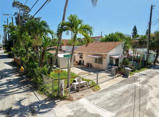 100 94th Ave, Treasure Island, FL 33706