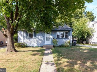 449 8th Ave, Lindenwold, NJ 08021