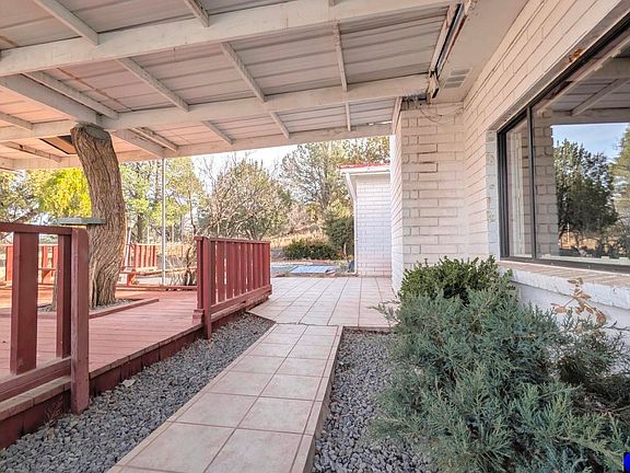 3rd image of 2047 Cottage San Rd