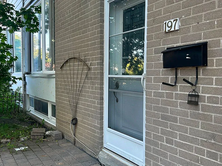 197 Taylor Mills Dr N #MAIN — Photo 8
