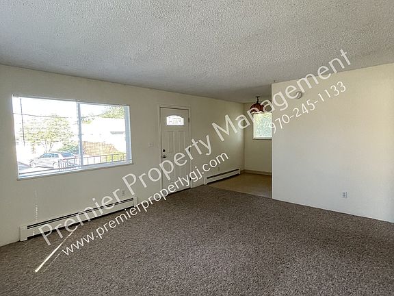 2nd image of 1248 Bunting Ave #C