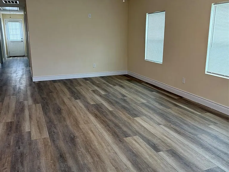 2623 Morning Glory Dr — Photo 16