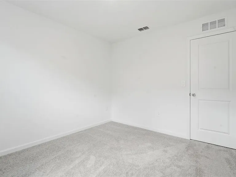 2756 Lookout Ridge Rd — Photo 36